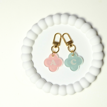 omamori charm – イニシャル〈A・C・E・H / 即納〉