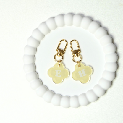 omamori charm – イニシャル〈A・C・E・H / 即納〉